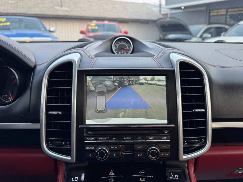 2016 Porsche Cayenne