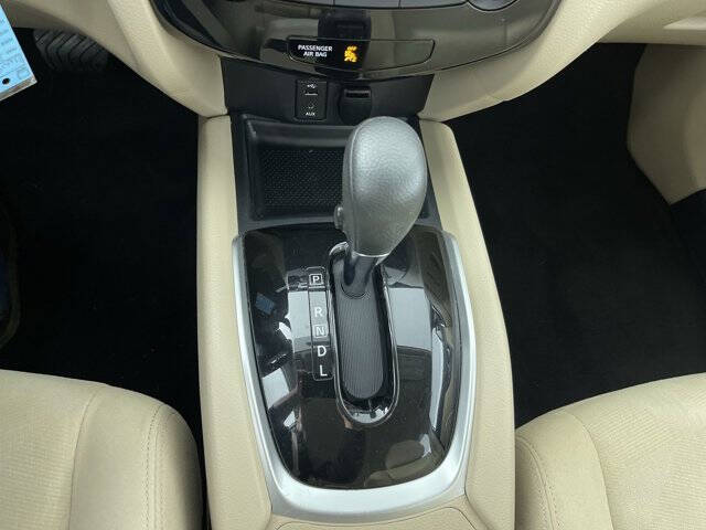2016 Nissan Rogue S