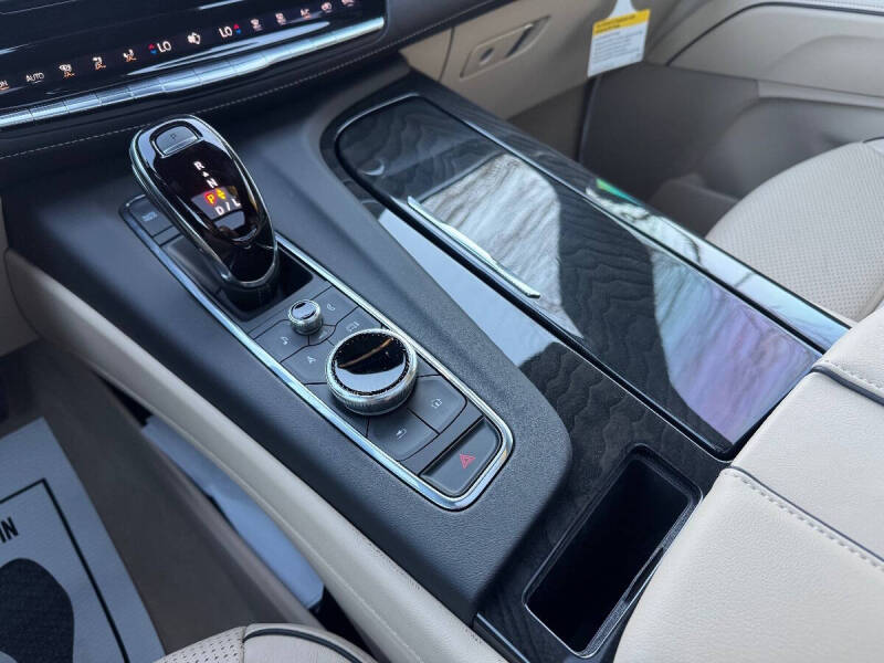 2024 Cadillac Escalade ESV Premium Luxury