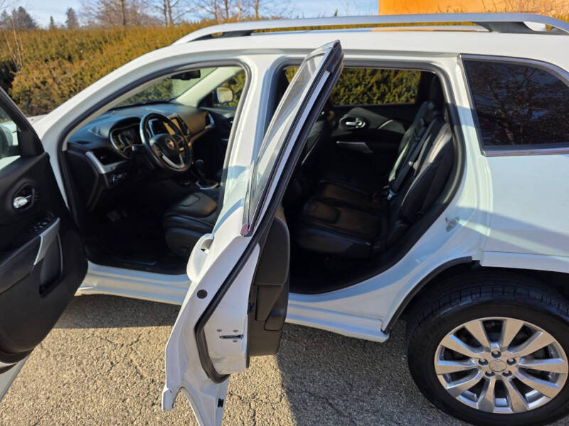 2017 Jeep Cherokee Overland