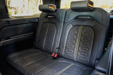 2023 Rivian R1S Adventure