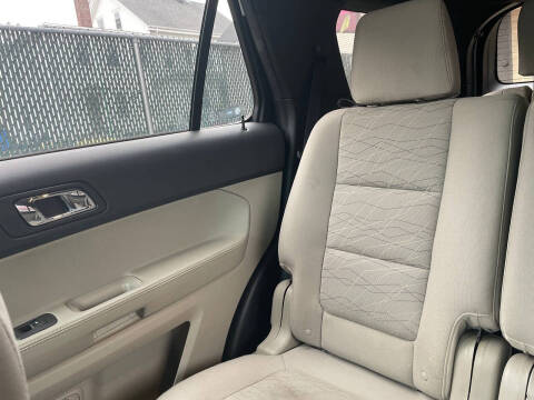 2014 Ford Explorer