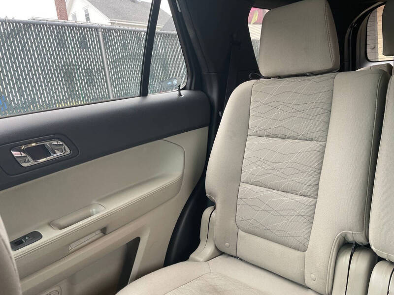 2014 Ford Explorer
