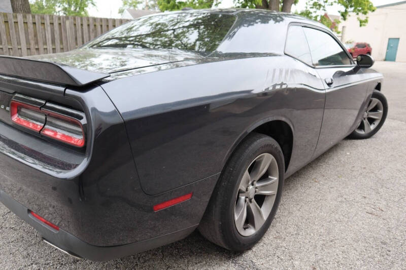 2019 Dodge Challenger SXT