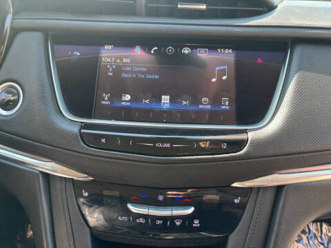 2017 Cadillac XT5 Luxury