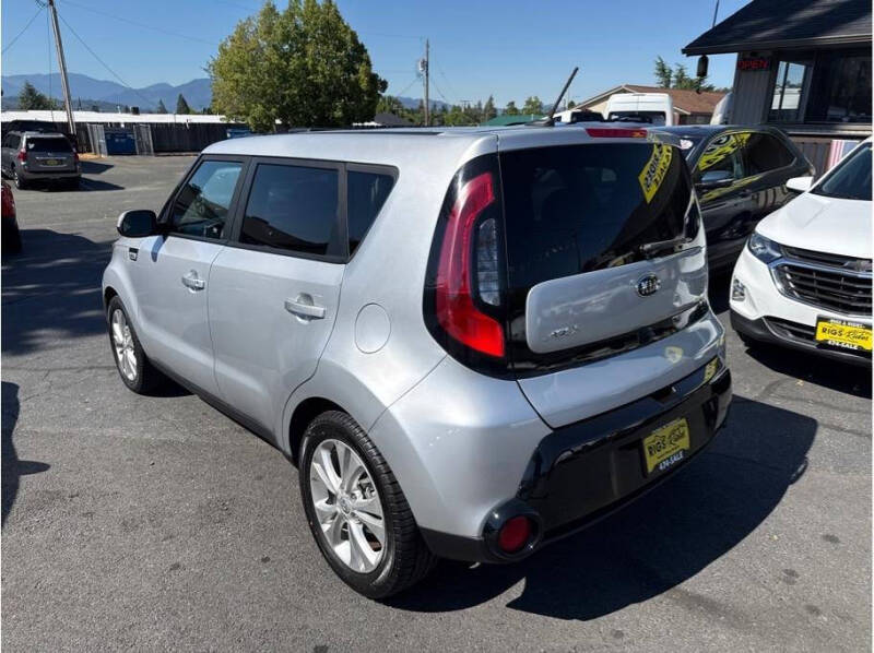 2016 Kia Soul +