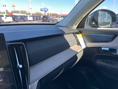 2026 Volvo XC90 B6 Plus 7P