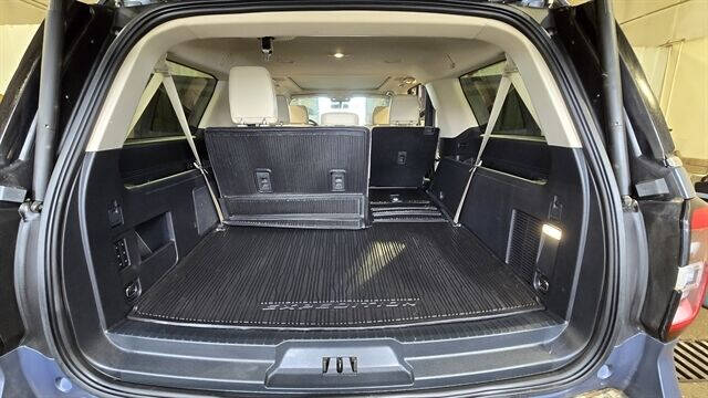 2023 Ford Expedition MAX Platinum