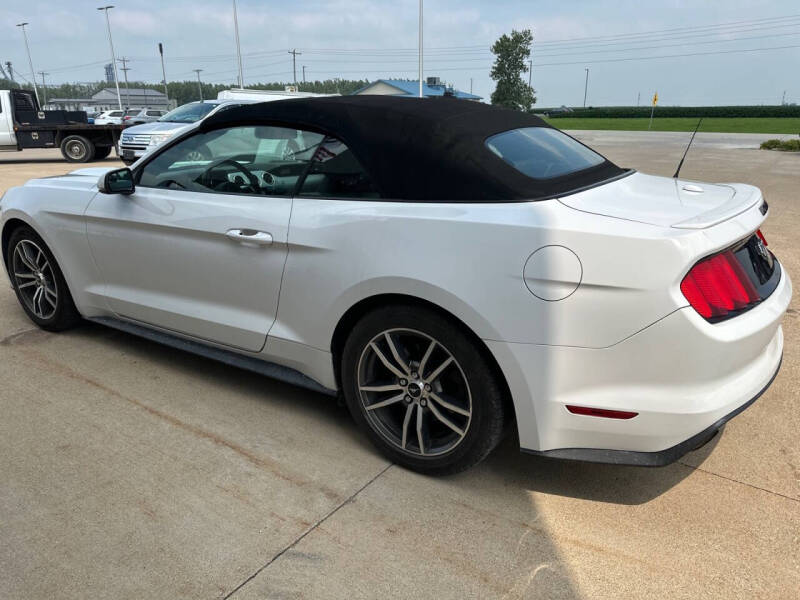 2016 Ford Mustang EcoBoost Premium