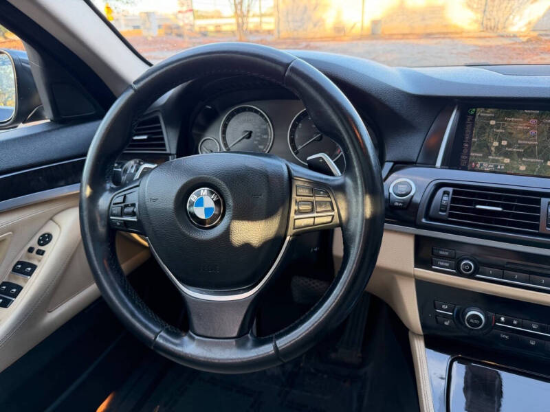 2016 BMW 5 Series 528i