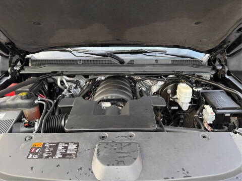 2016 Cadillac Escalade Luxury Collection