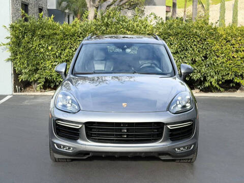 2017 Porsche Cayenne Turbo