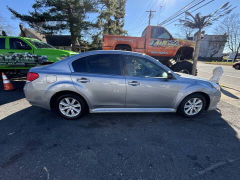 2011 Subaru Legacy 2.5i Premium