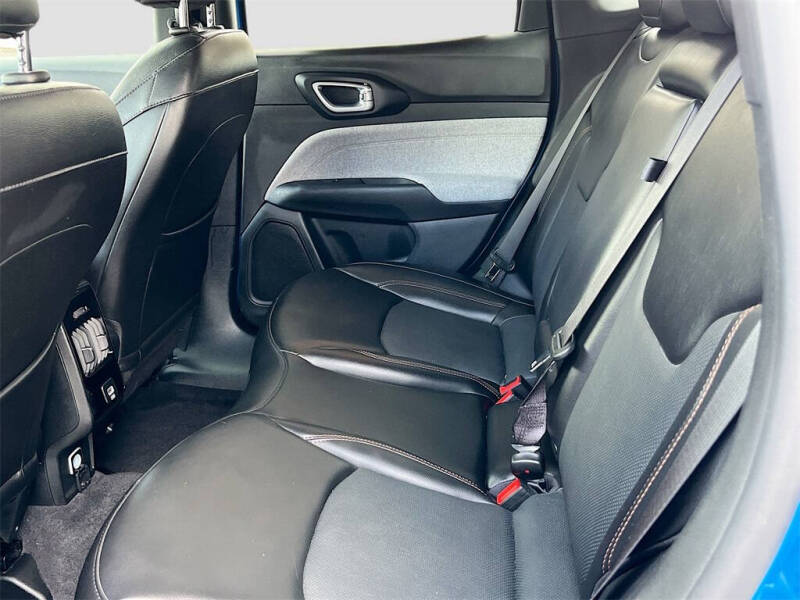 2023 Jeep Compass Latitude Lux