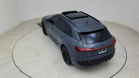 2024 Audi Q8 e-tron quattro Prestige