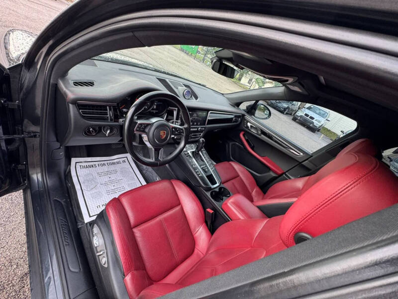 2019 Porsche Macan