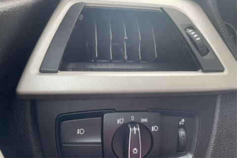 2018 BMW 3 Series 320i