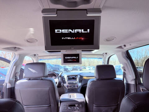 2017 GMC Yukon XL Denali