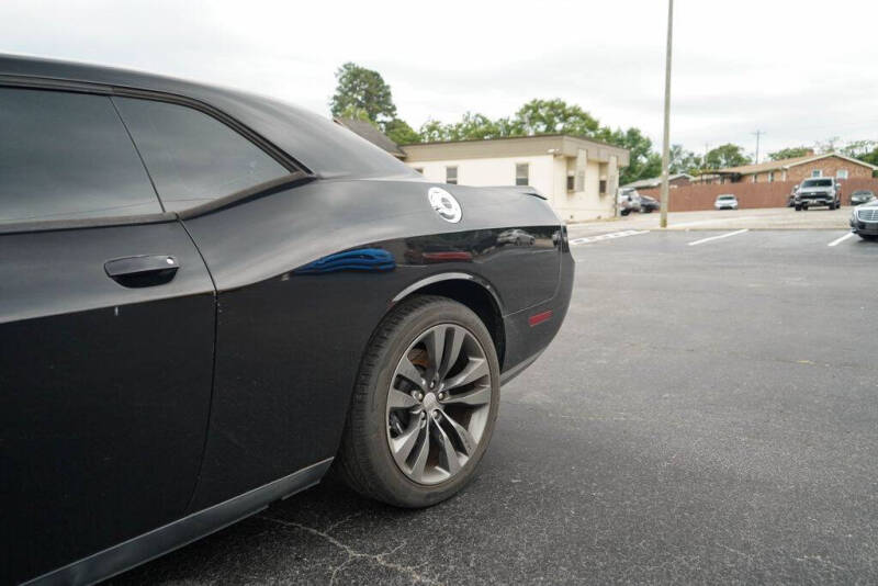 2014 Dodge Challenger SRT8 Core