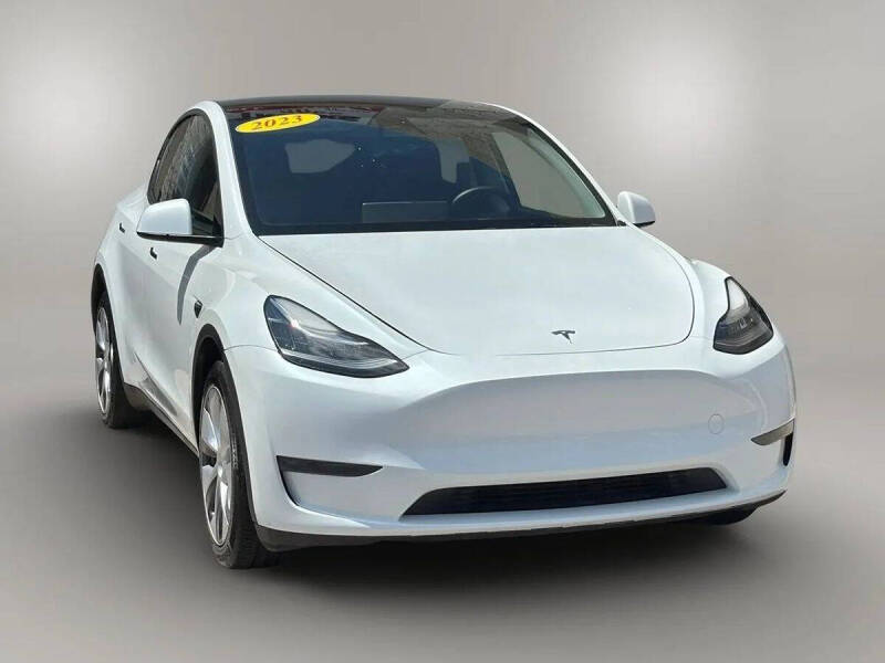 2023 Tesla Model Y Long Range