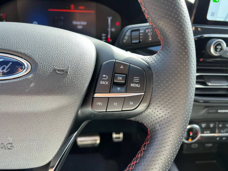 2024 Ford Escape Hybrid ST-Line