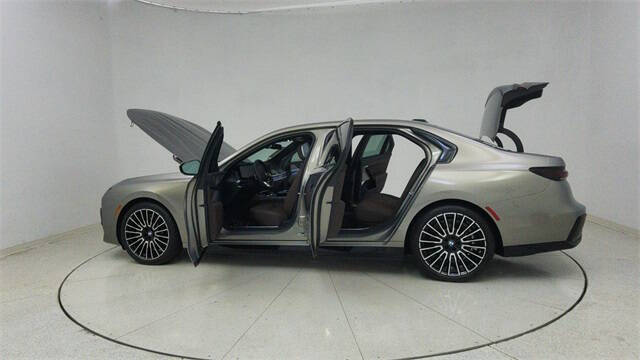 2024 BMW i7 eDrive50