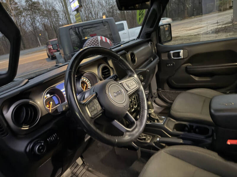 2020 Jeep Gladiator Sport