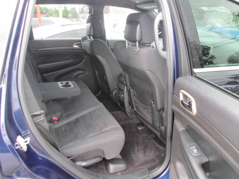 2017 Jeep Grand Cherokee Laredo E