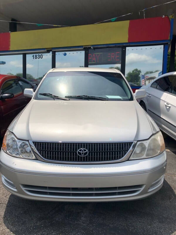 2001 Toyota Avalon for sale at Louie's Auto Sales in Leesburg FL