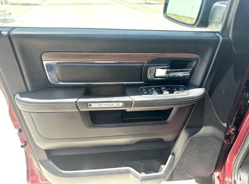 2016 RAM 1500 Laramie