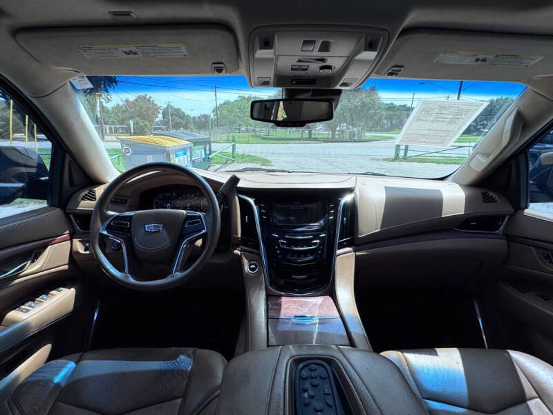 2016 Cadillac Escalade Platinum