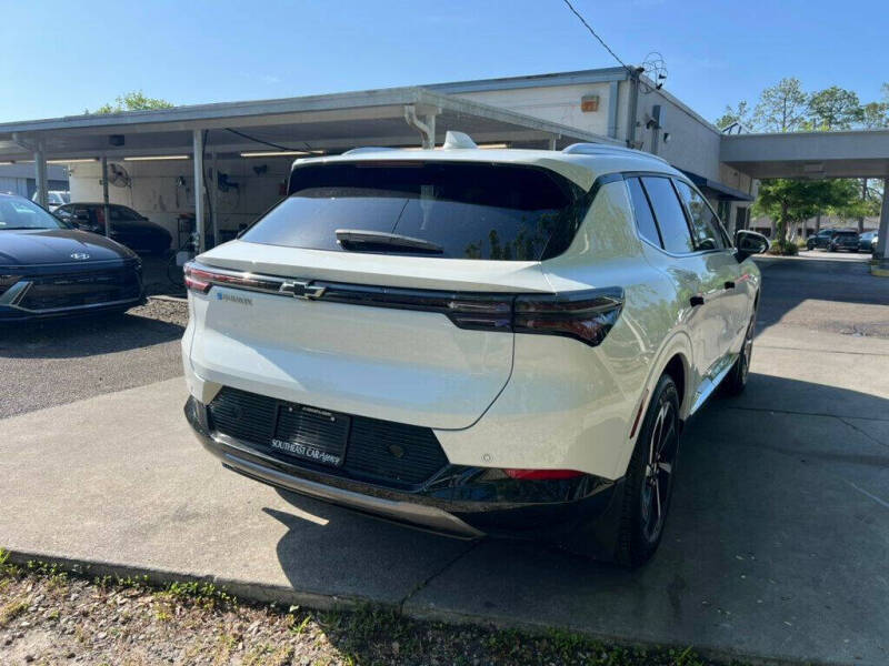 2024 Chevrolet Equinox EV LT