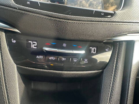 2022 Cadillac XT5 Luxury