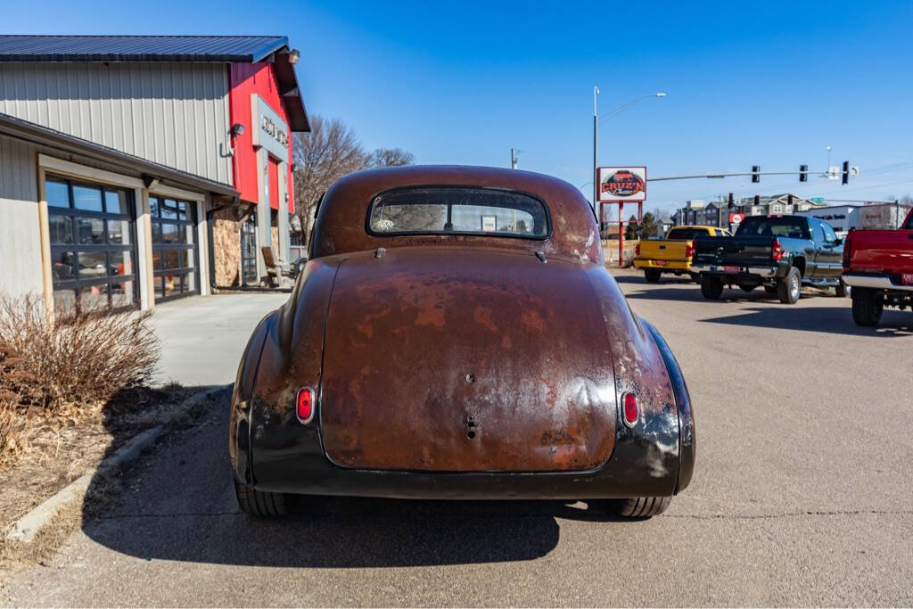 1940 Chevrolet Master Deluxe 98