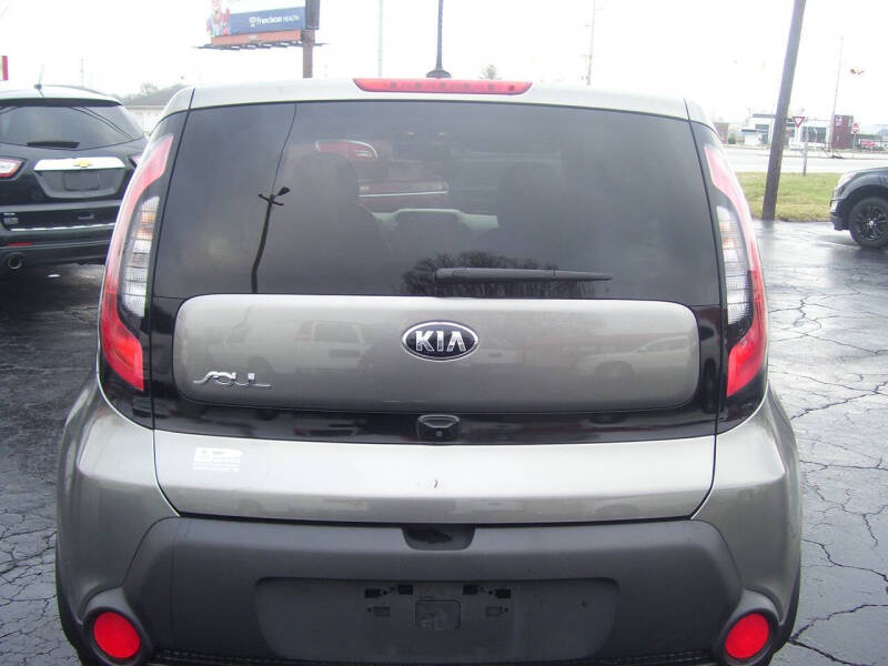 2015 Kia Soul +