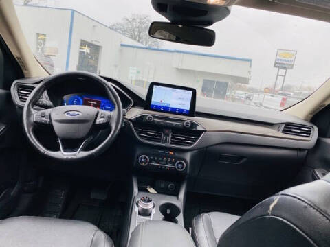 2020 Ford Escape Titanium