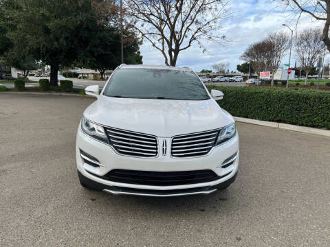 2017 Lincoln MKC Select