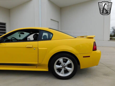 2004 Ford Mustang Mach 1 Premium