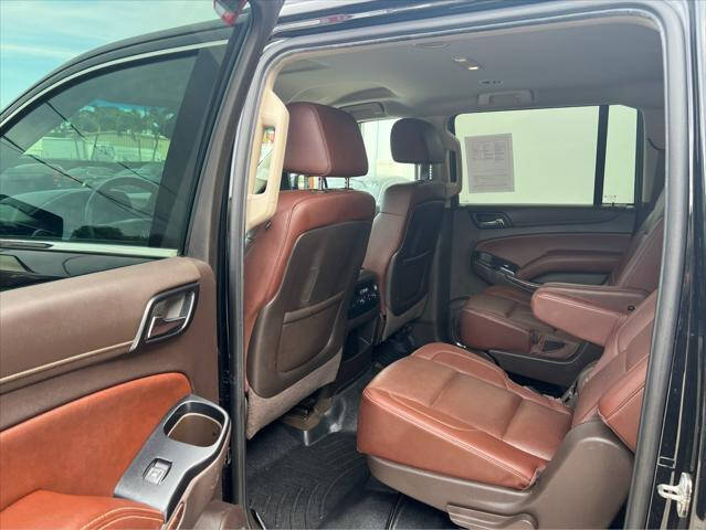 2015 Chevrolet Suburban SUV - $24,997