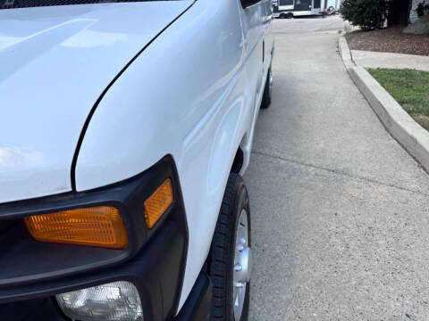 2010 Ford E-Series E-250