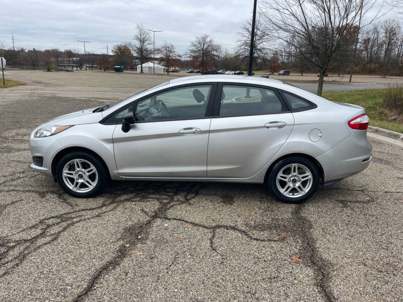 2019 Ford Fiesta SE photo 4