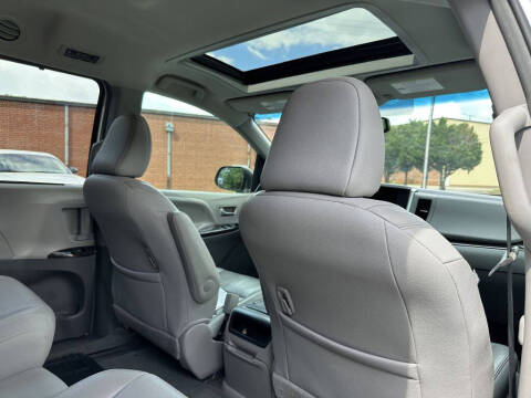 2017 Toyota Sienna