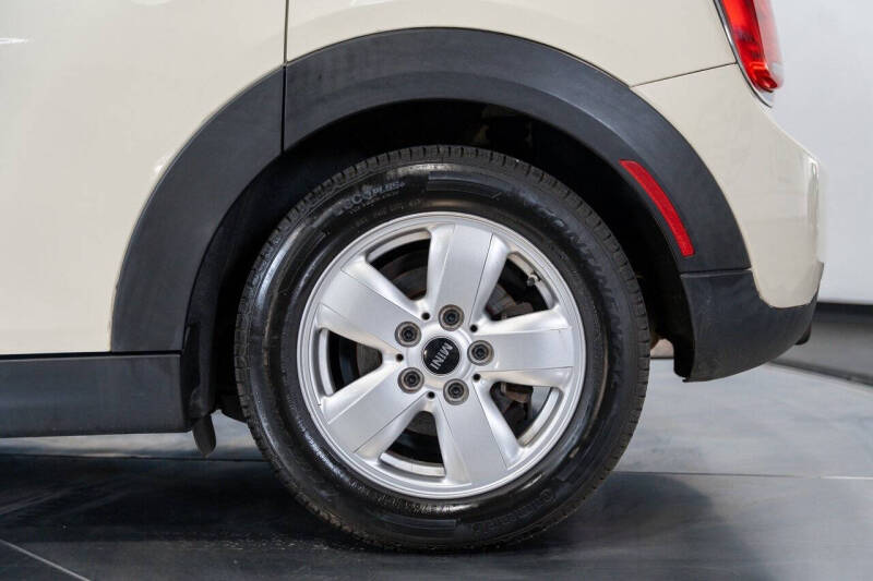 2016 MINI Hardtop 4 Door Cooper