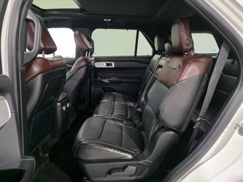 2020 Ford Explorer Platinum