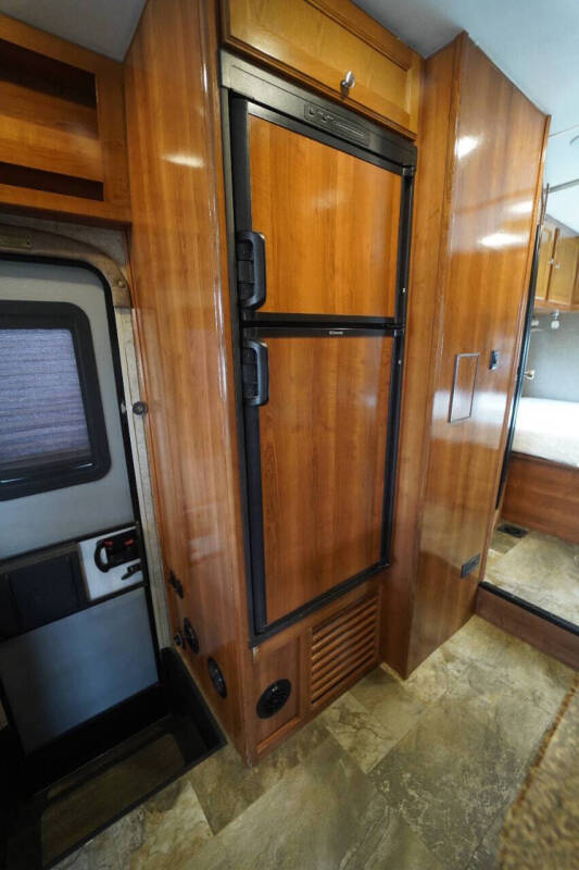 2018  Forest River  Coachmen Leprechaun