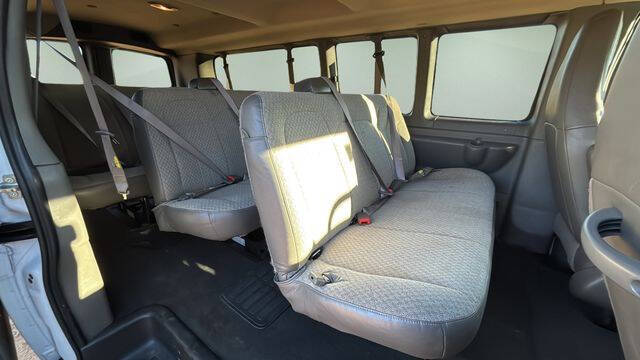2024 Chevrolet Express LT 3500
