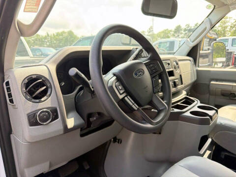 2027 Ford E-Series