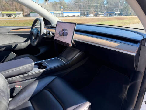 2024 Tesla Model Y Long Range