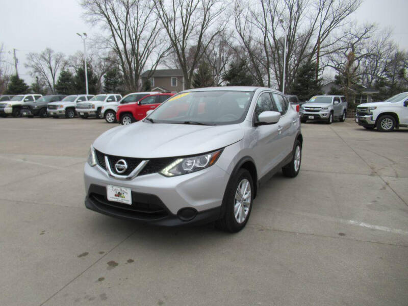 2017 Nissan Rogue Sport for sale at Aztec Motors in Des Moines IA