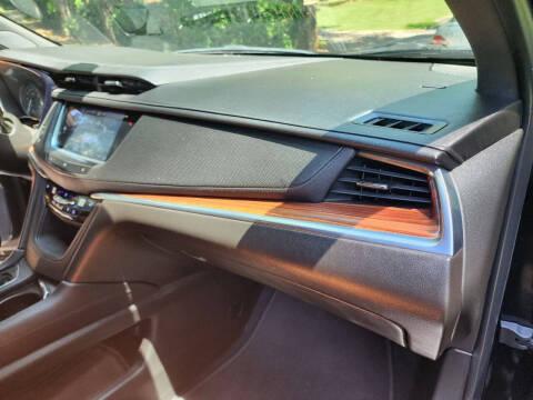 2021 Cadillac XT5 Premium Luxury